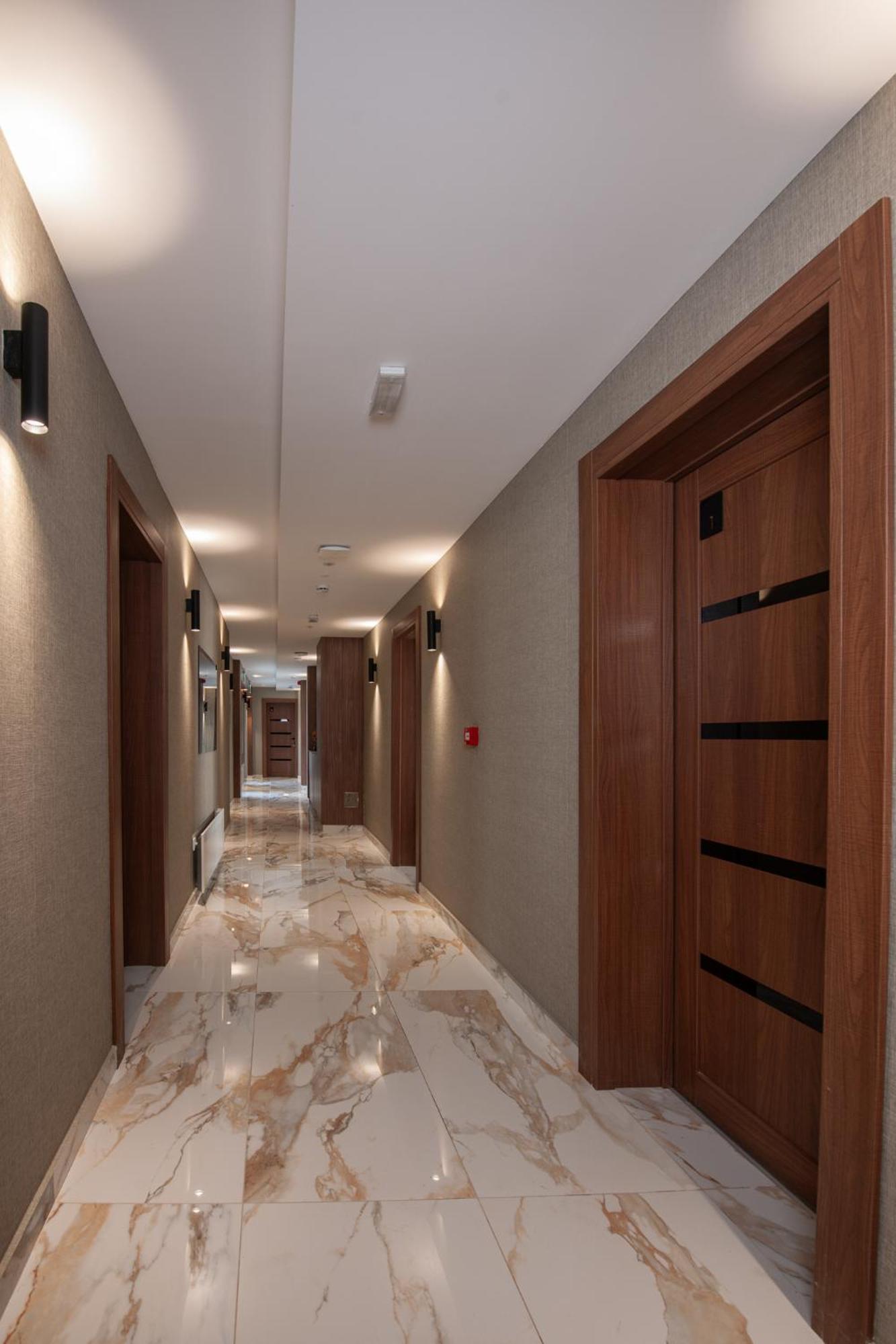 Hotel Kralj Kraljevo Bagian luar foto