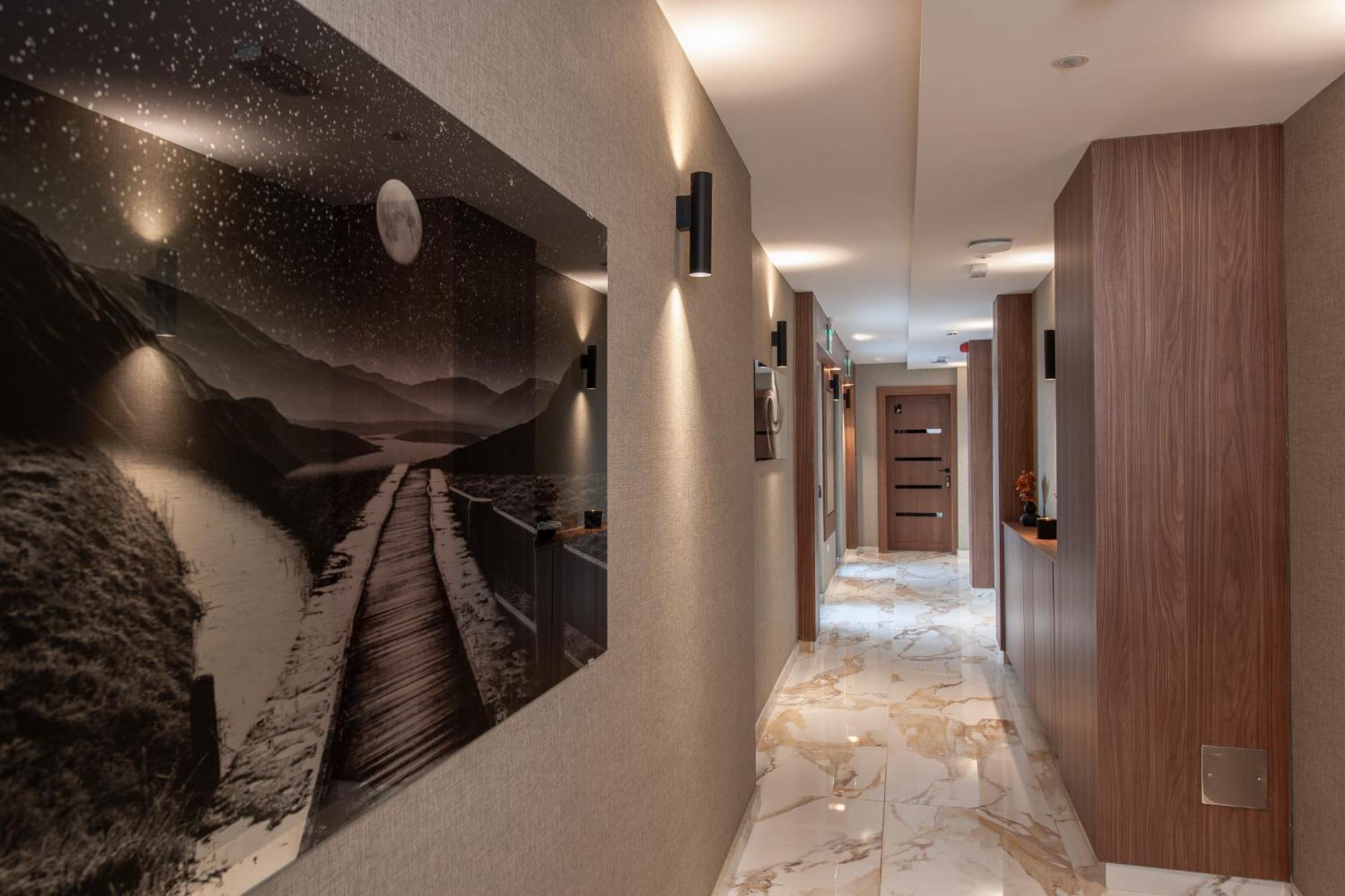 Hotel Kralj Kraljevo Bagian luar foto