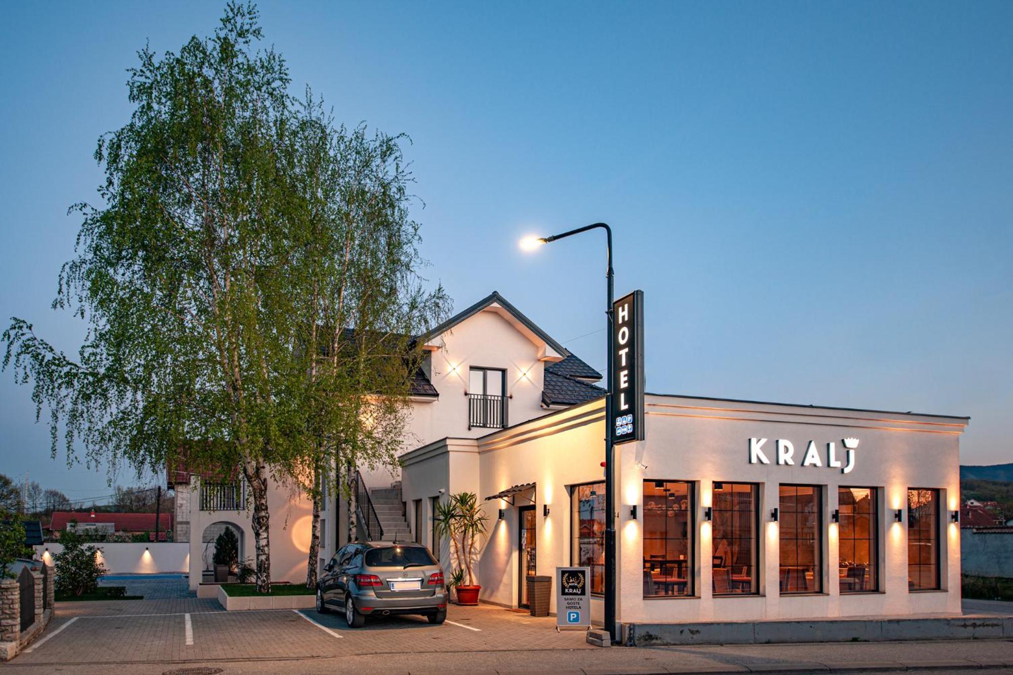 Hotel Kralj Kraljevo Bagian luar foto