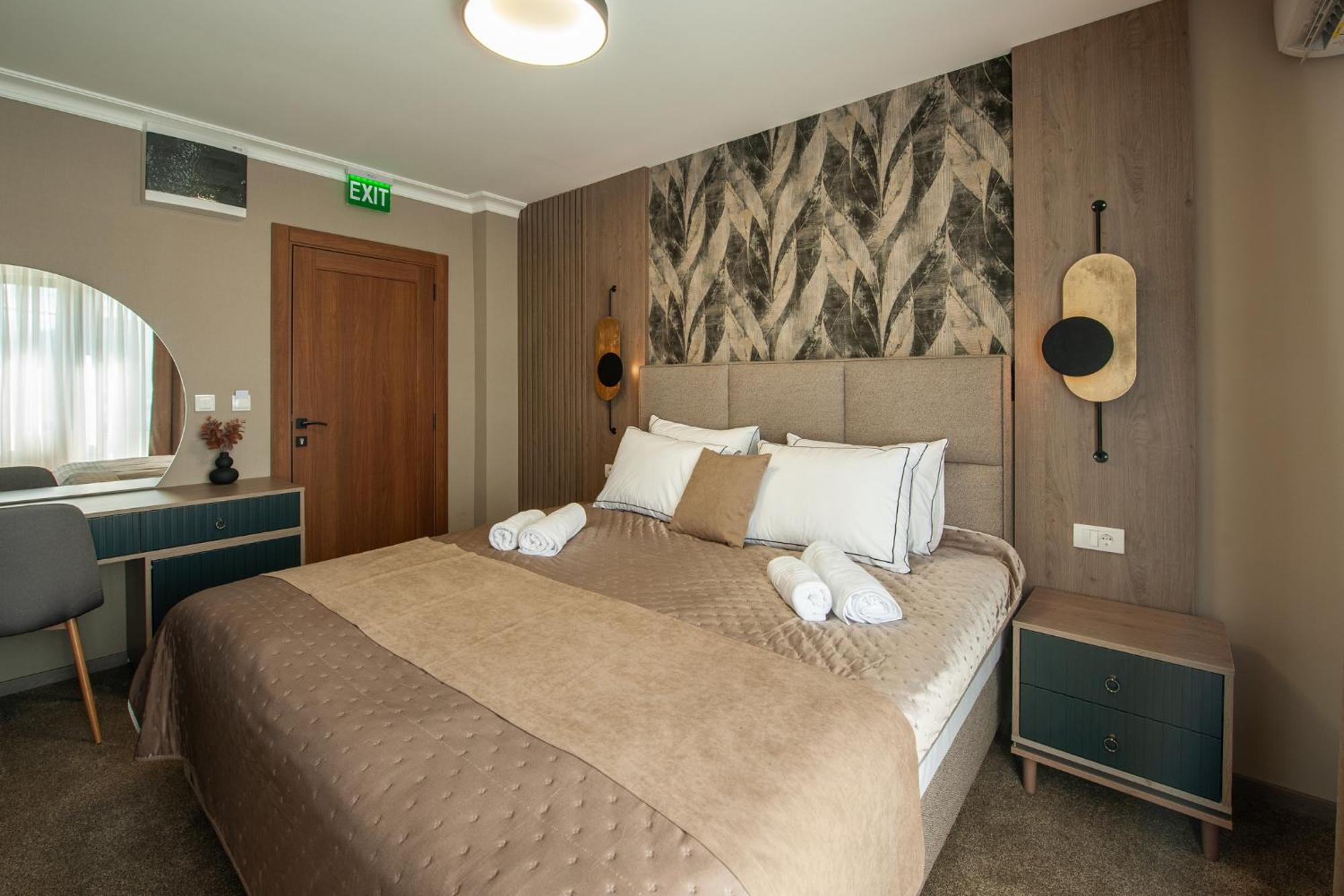 Hotel Kralj Kraljevo Bagian luar foto