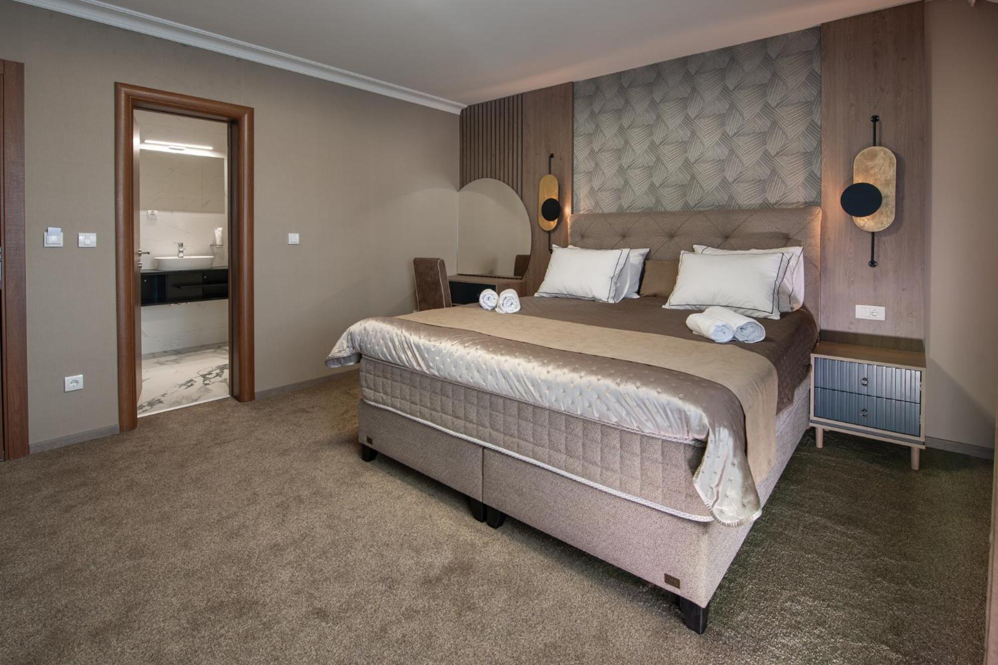 Hotel Kralj Kraljevo Ruang foto