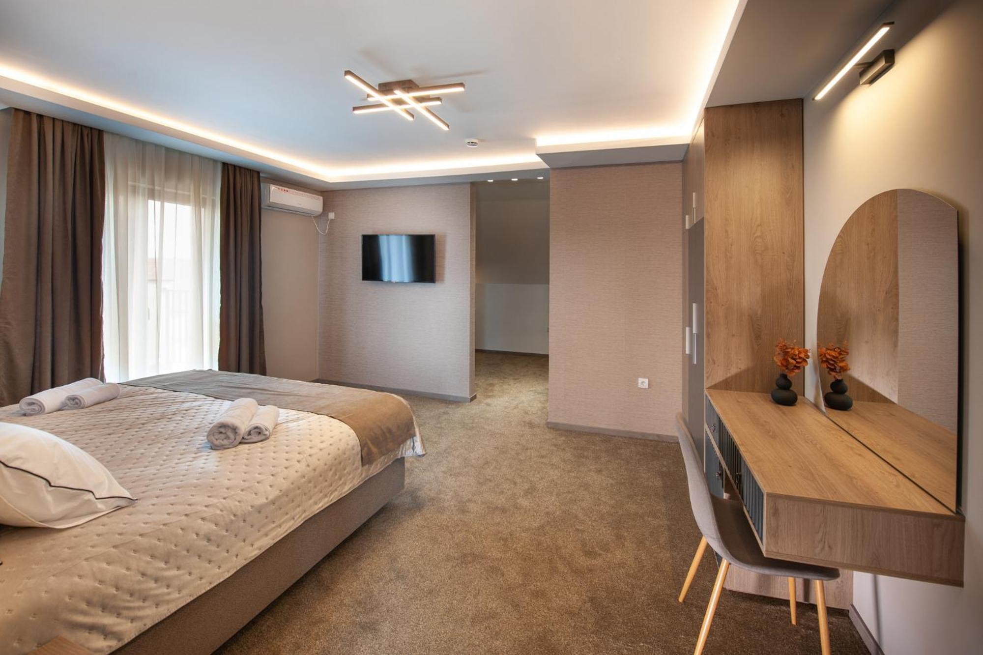 Hotel Kralj Kraljevo Ruang foto