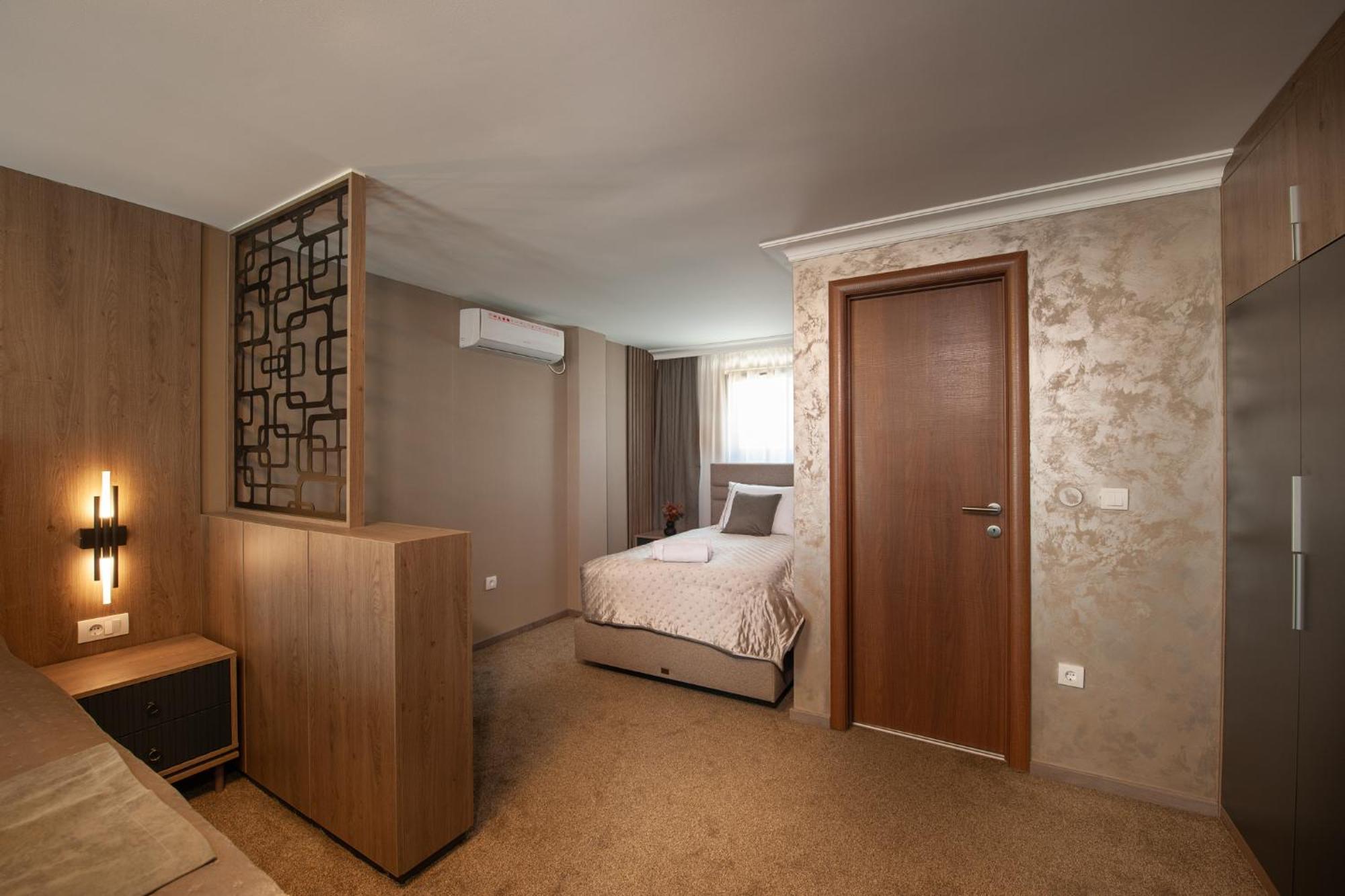 Hotel Kralj Kraljevo Ruang foto