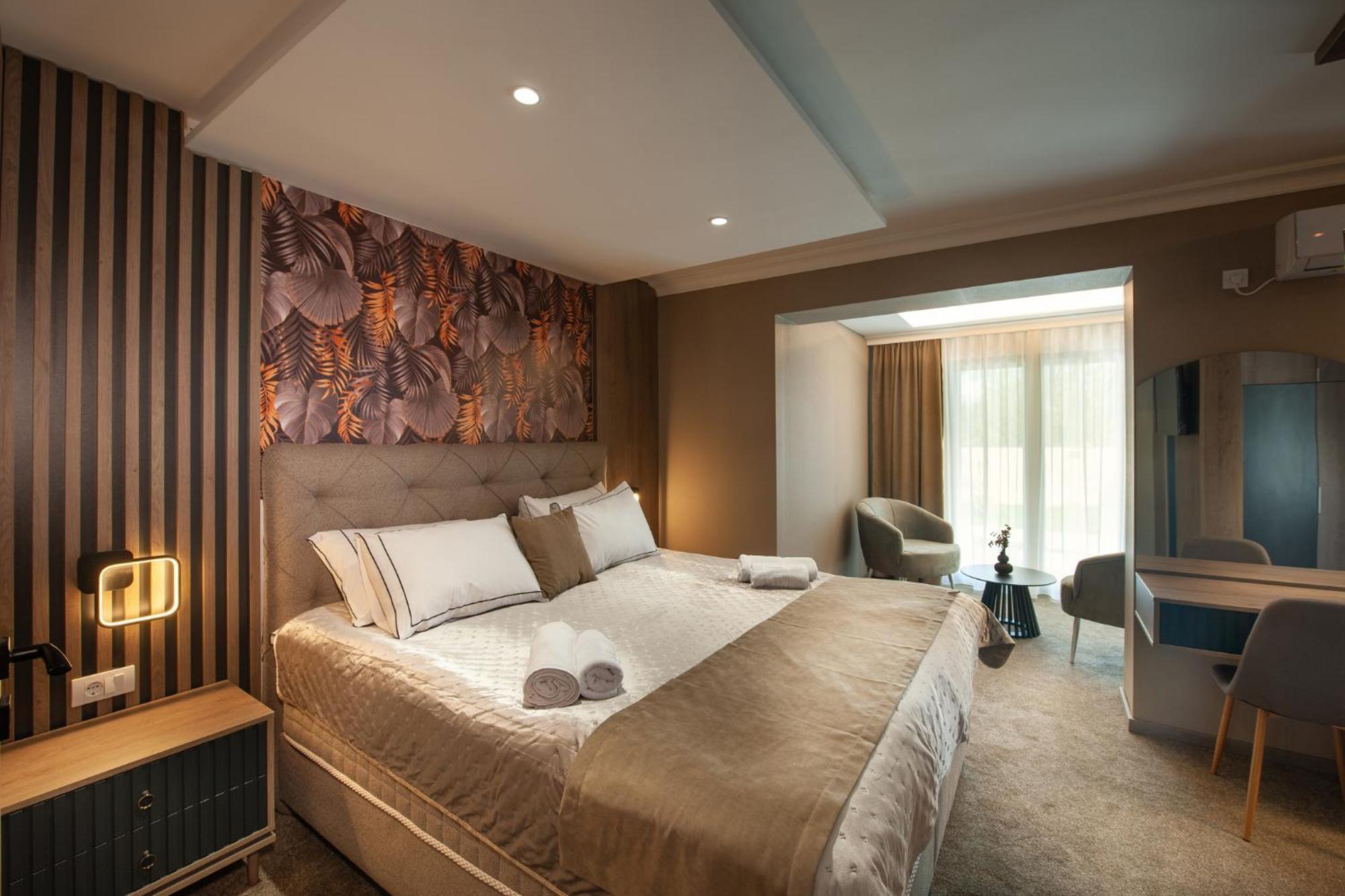 Hotel Kralj Kraljevo Bagian luar foto