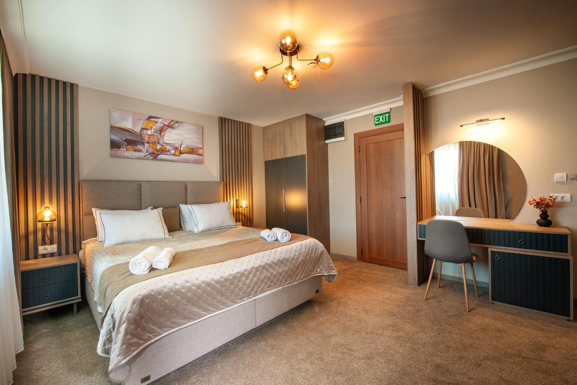 Hotel Kralj Kraljevo Bagian luar foto