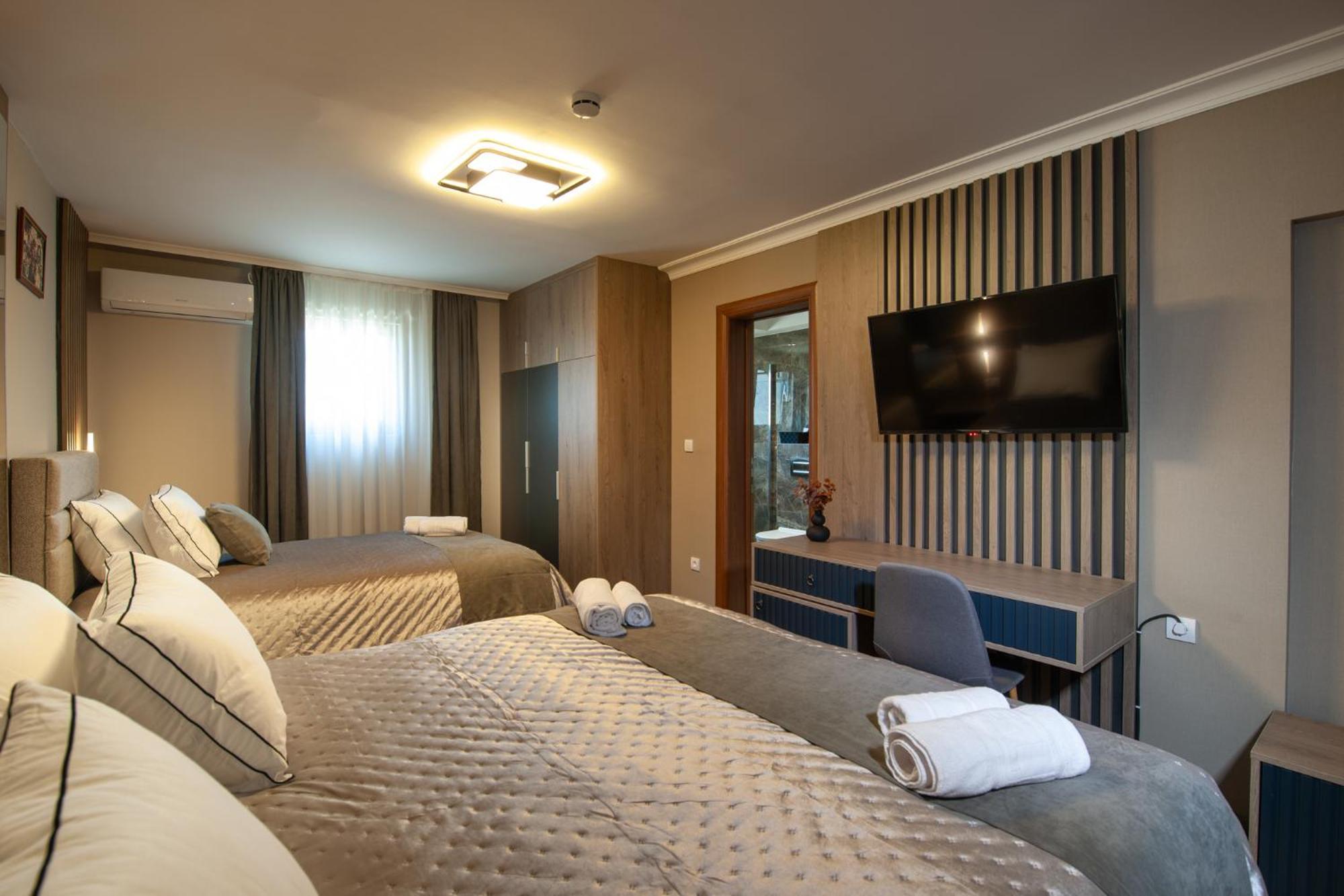 Hotel Kralj Kraljevo Ruang foto