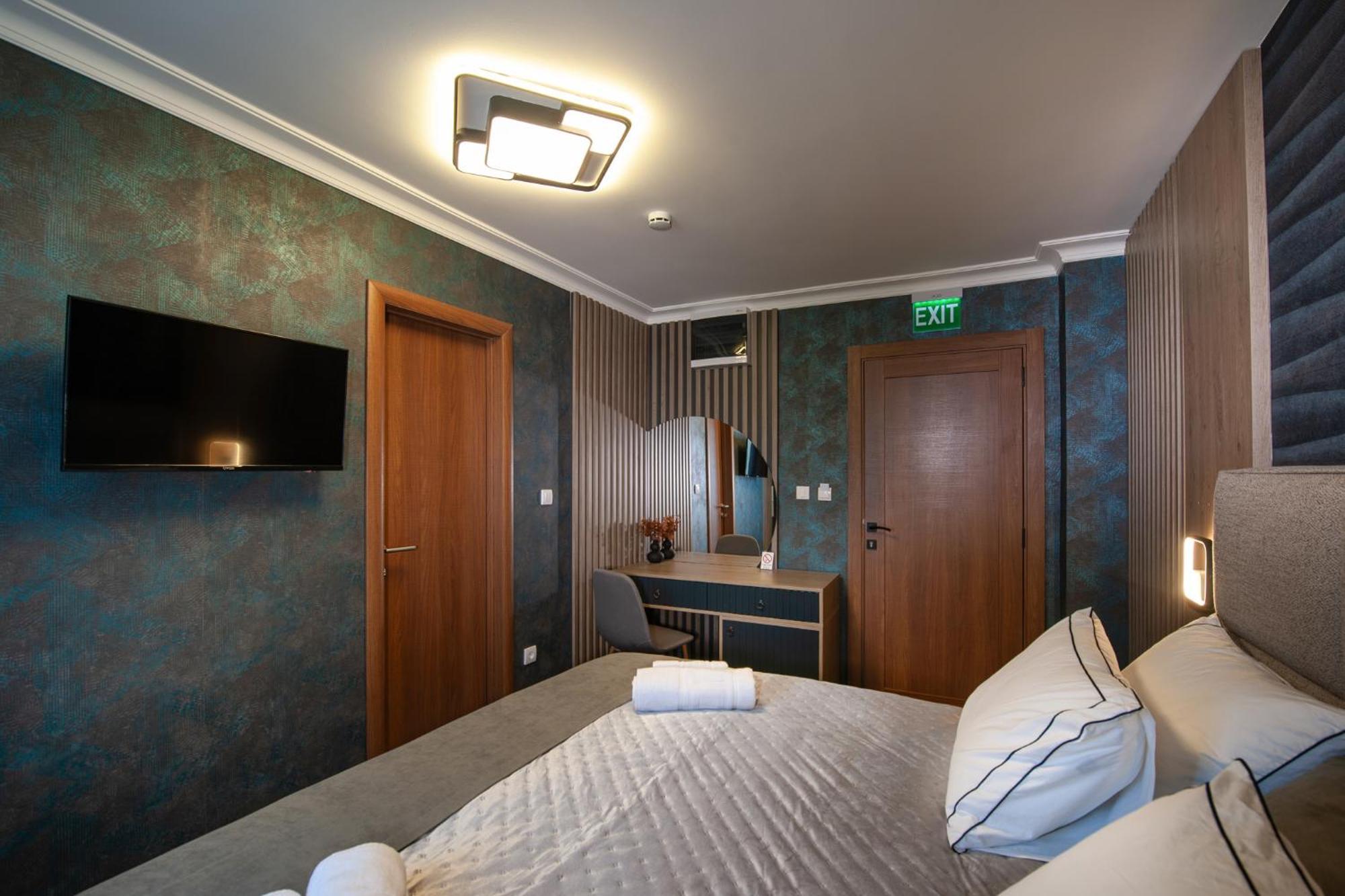 Hotel Kralj Kraljevo Bagian luar foto